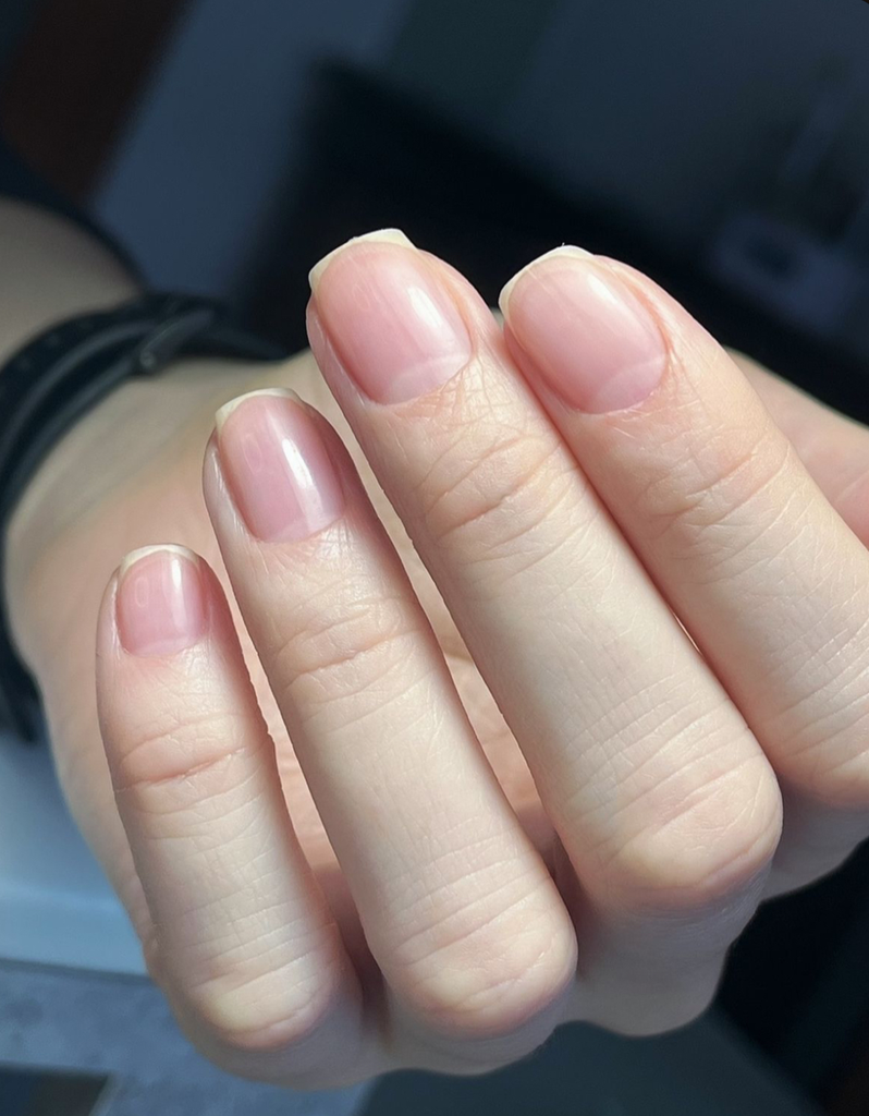 Manicura sin esmaltar 